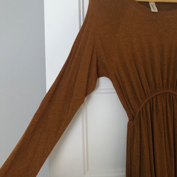 Dress - Picture 4 of 6